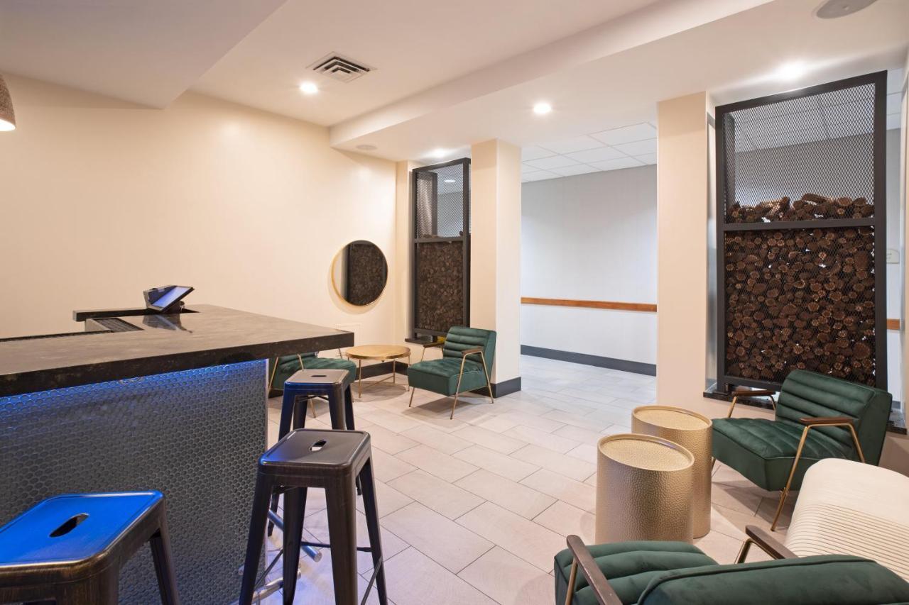 Holiday Inn & Suites Goodyear - West Phoenix Area By Ihg Exterior foto